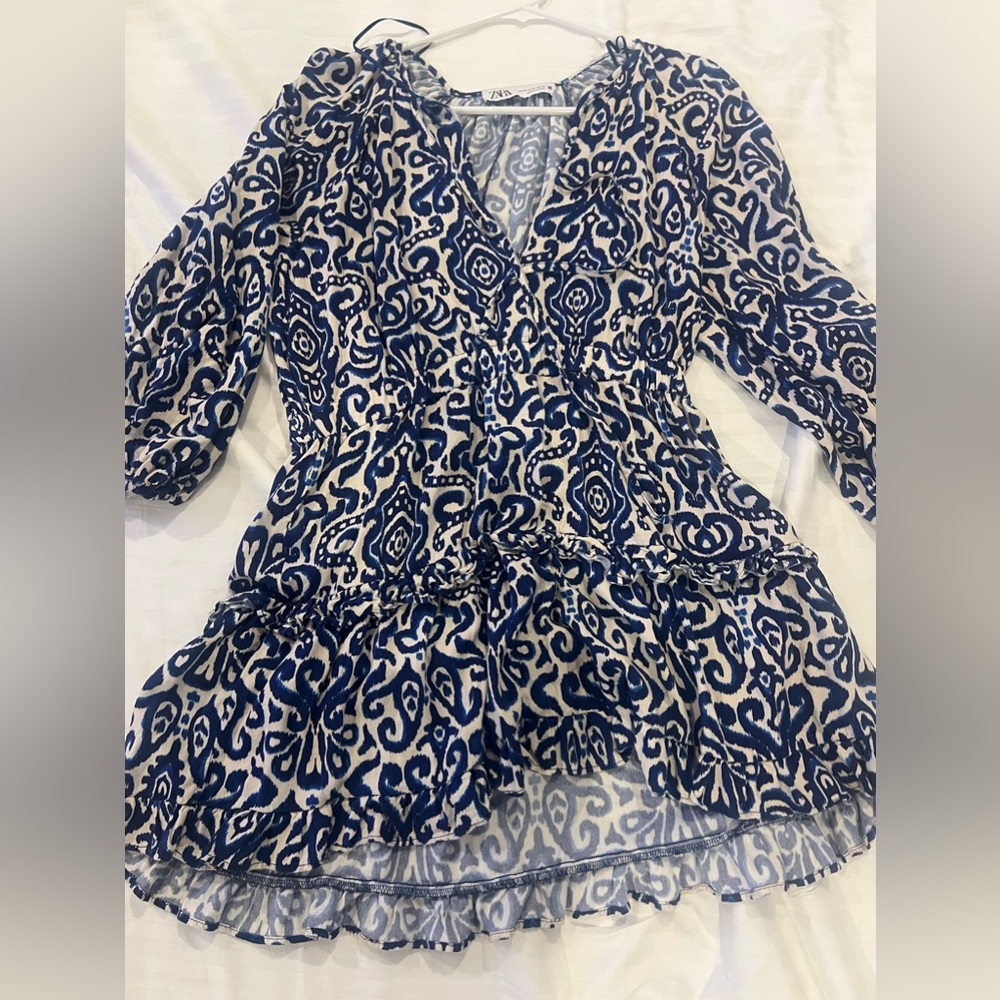 Women’s Zara dress